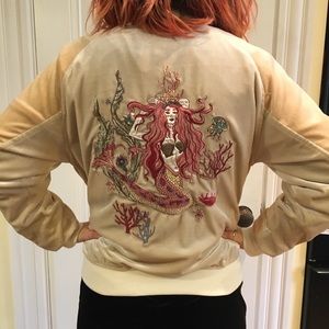 ⭐️ Velvet embroidered mermaid bomber ⭐️